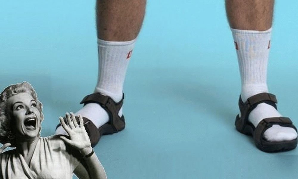 Il calzino bianco | Atelier Carenzio Magazine Il calzino bianco