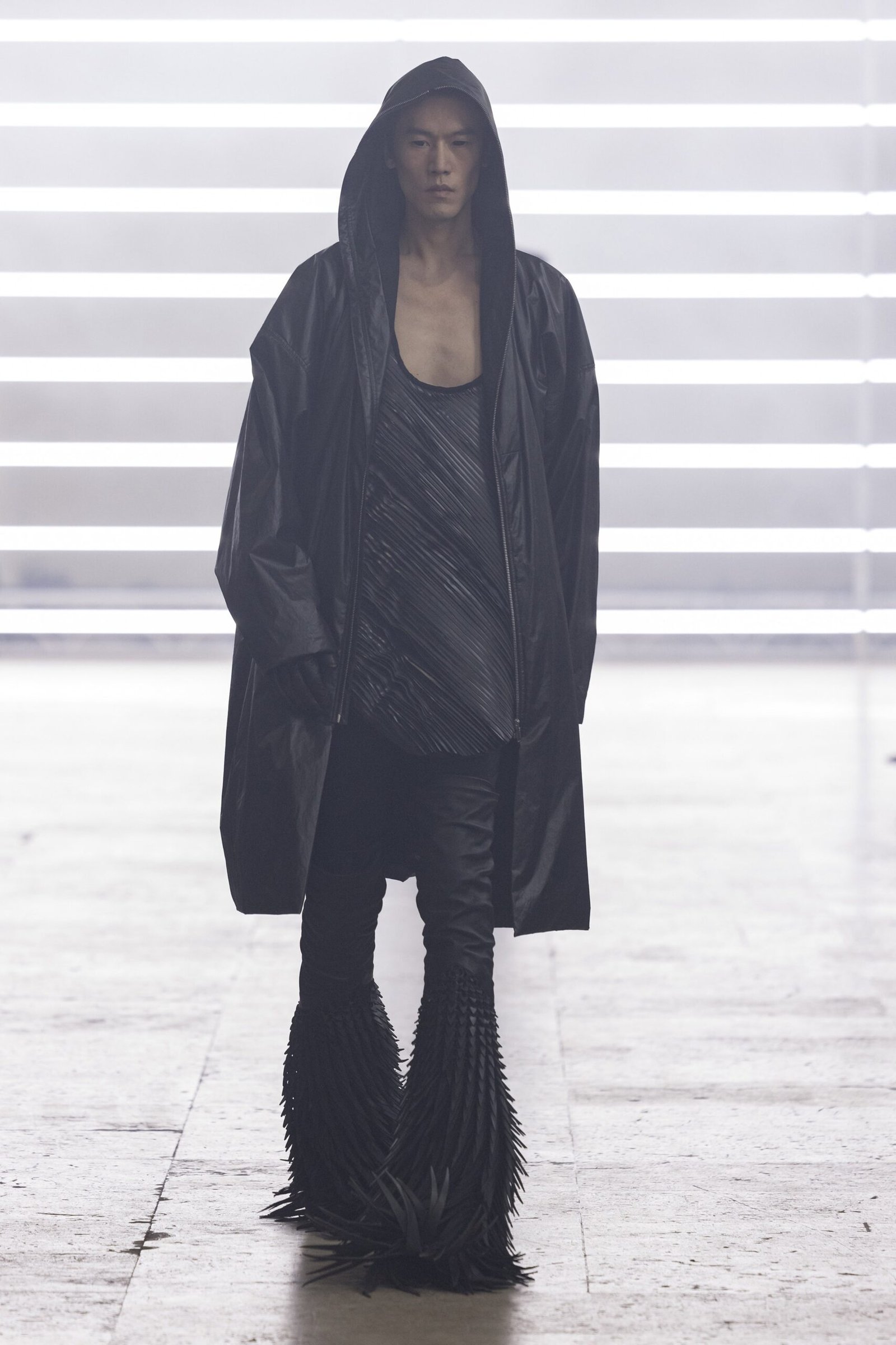 Rick Owens: Visioni apocalittiche tra bianco e nero