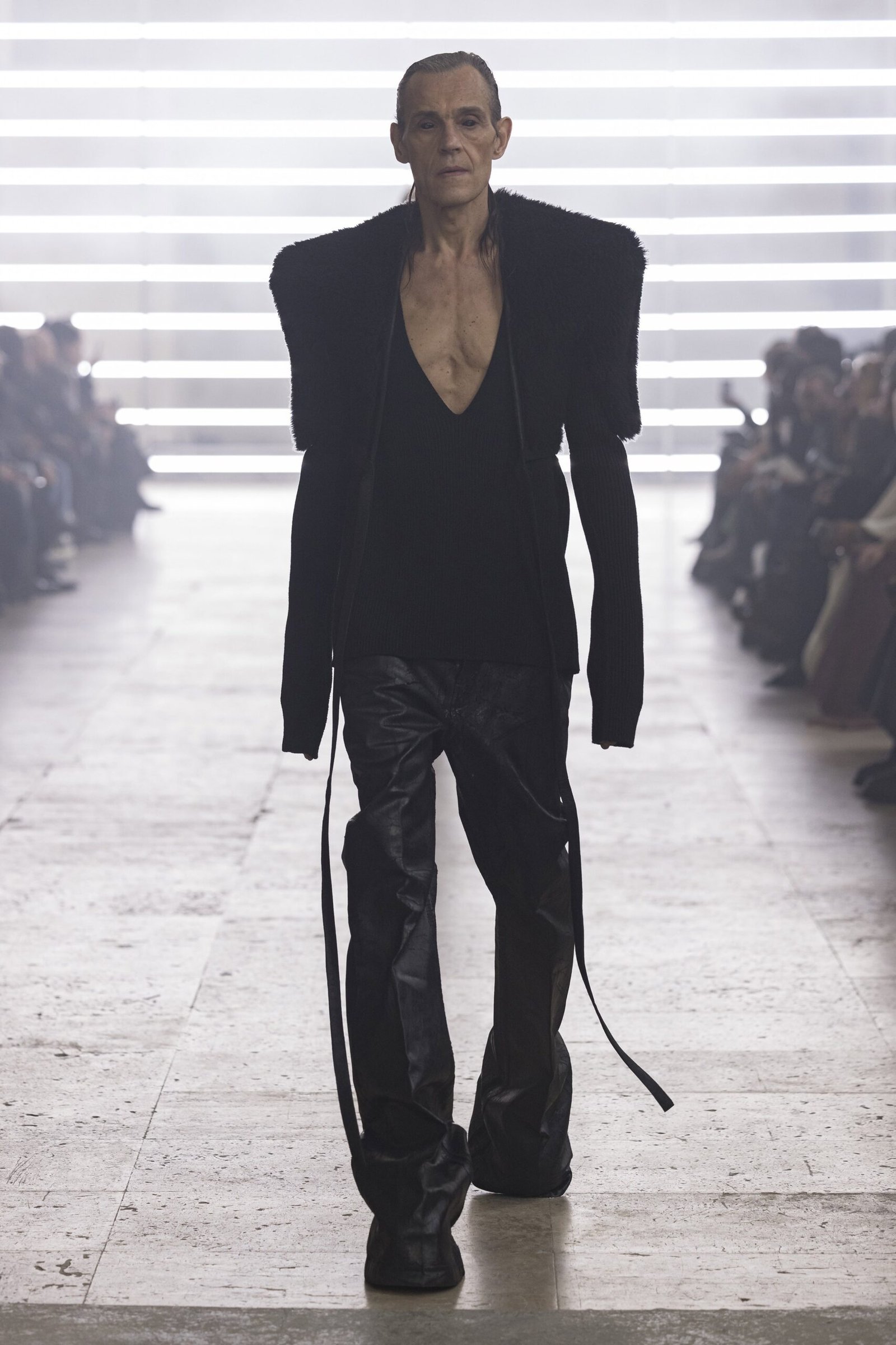 Rick Owens: Visioni apocalittiche tra bianco e nero