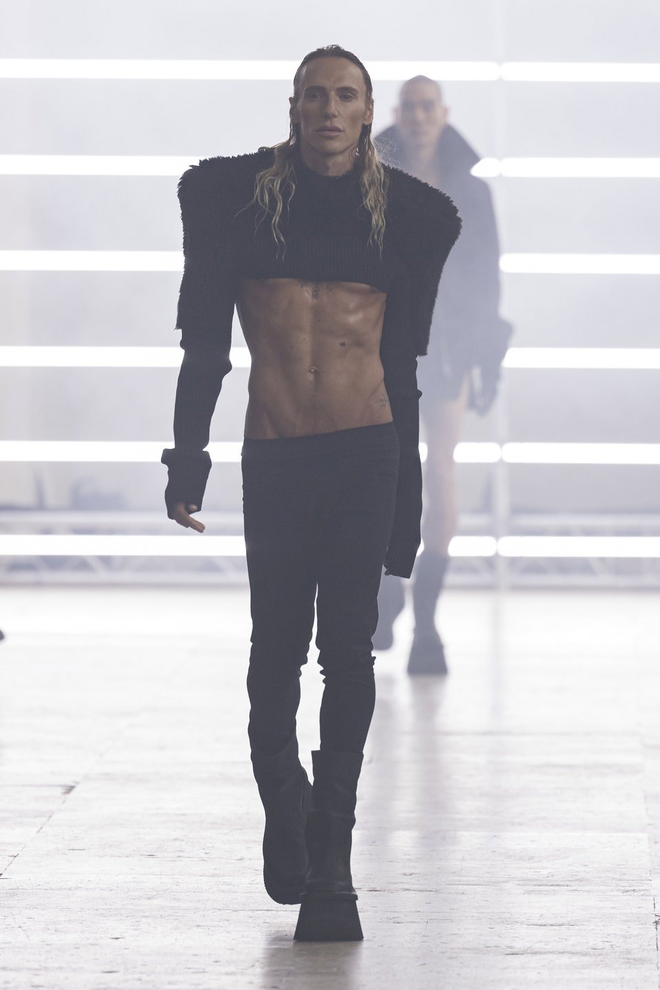 Rick Owens: Visioni apocalittiche tra bianco e nero