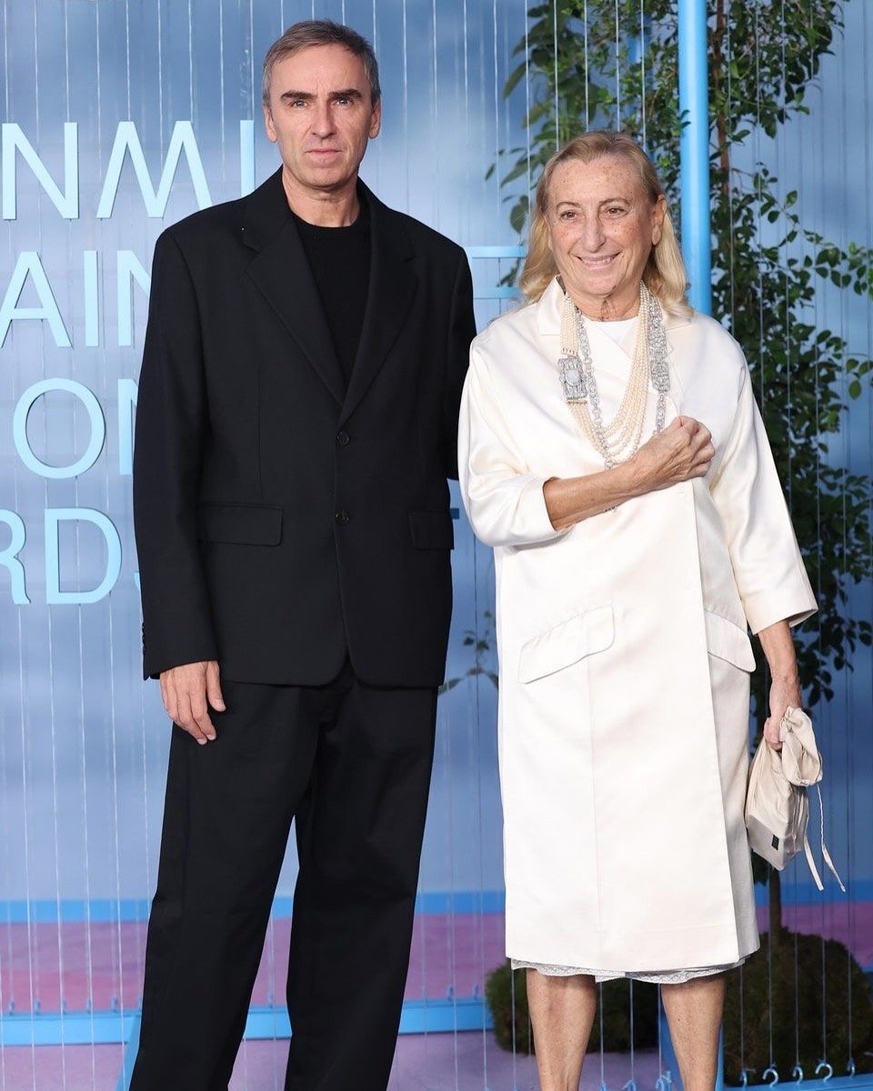 Lo sapevate che Miuccia Prada e Raf Simons dal febbraio 2020 sono co-direttori creativi di Prada?