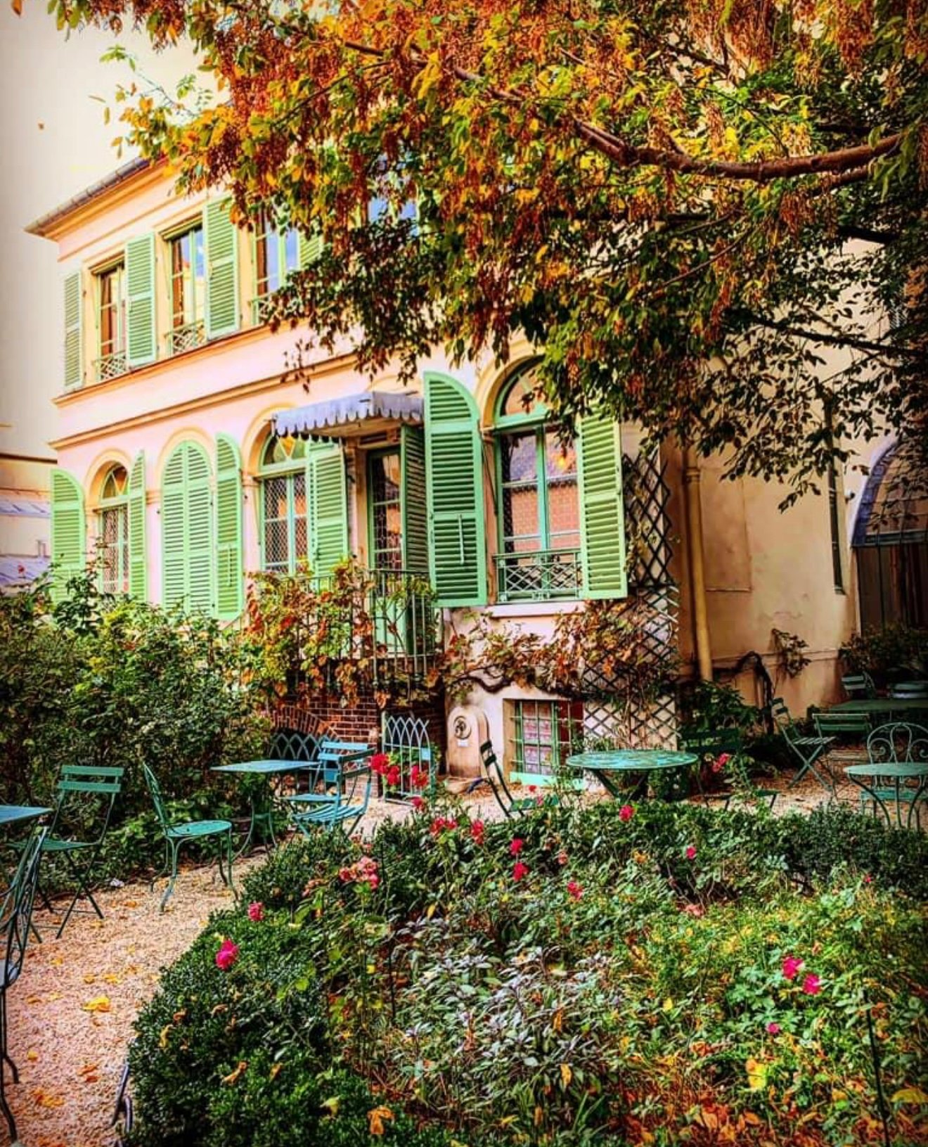 MESDAMES ET MESSIEURS, JE VOUS PRESENTE LE “JARDIN DE LA VIE ROMANTIQUE”! | Atelier Carenzio Magazine MESDAMES ET MESSIEURS, JE VOUS PRESENTE LE “JARDIN DE LA VIE ROMANTIQUE”!