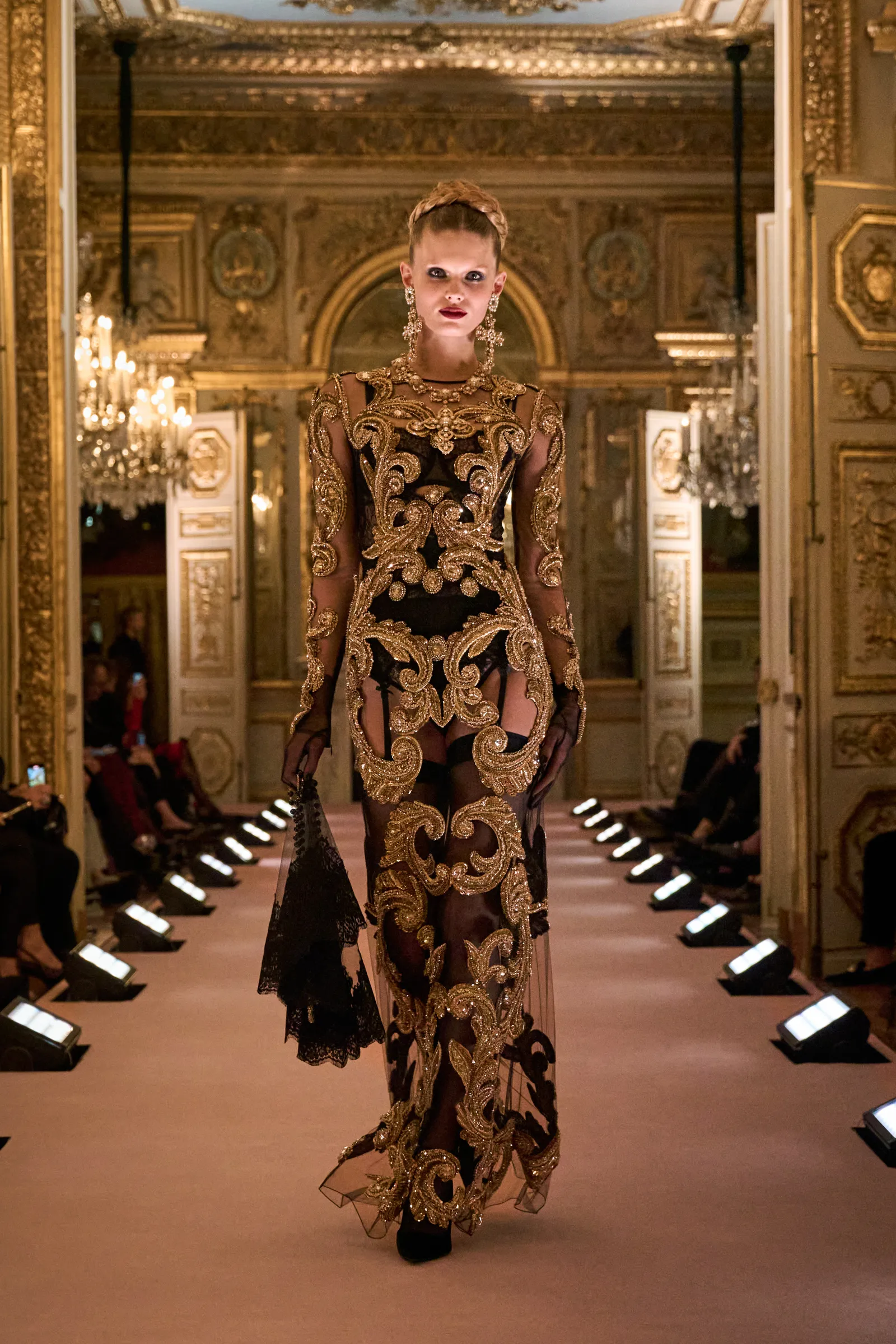 Les Siciliennes: Dolce&Gabbana incanta Parigi!