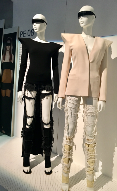 MARTIN MARGIELA-PALAIS GALLERA 1989-2009