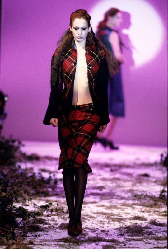 MCQUEEN IL MOMENTO DOPO | Atelier Carenzio Magazine McQueen