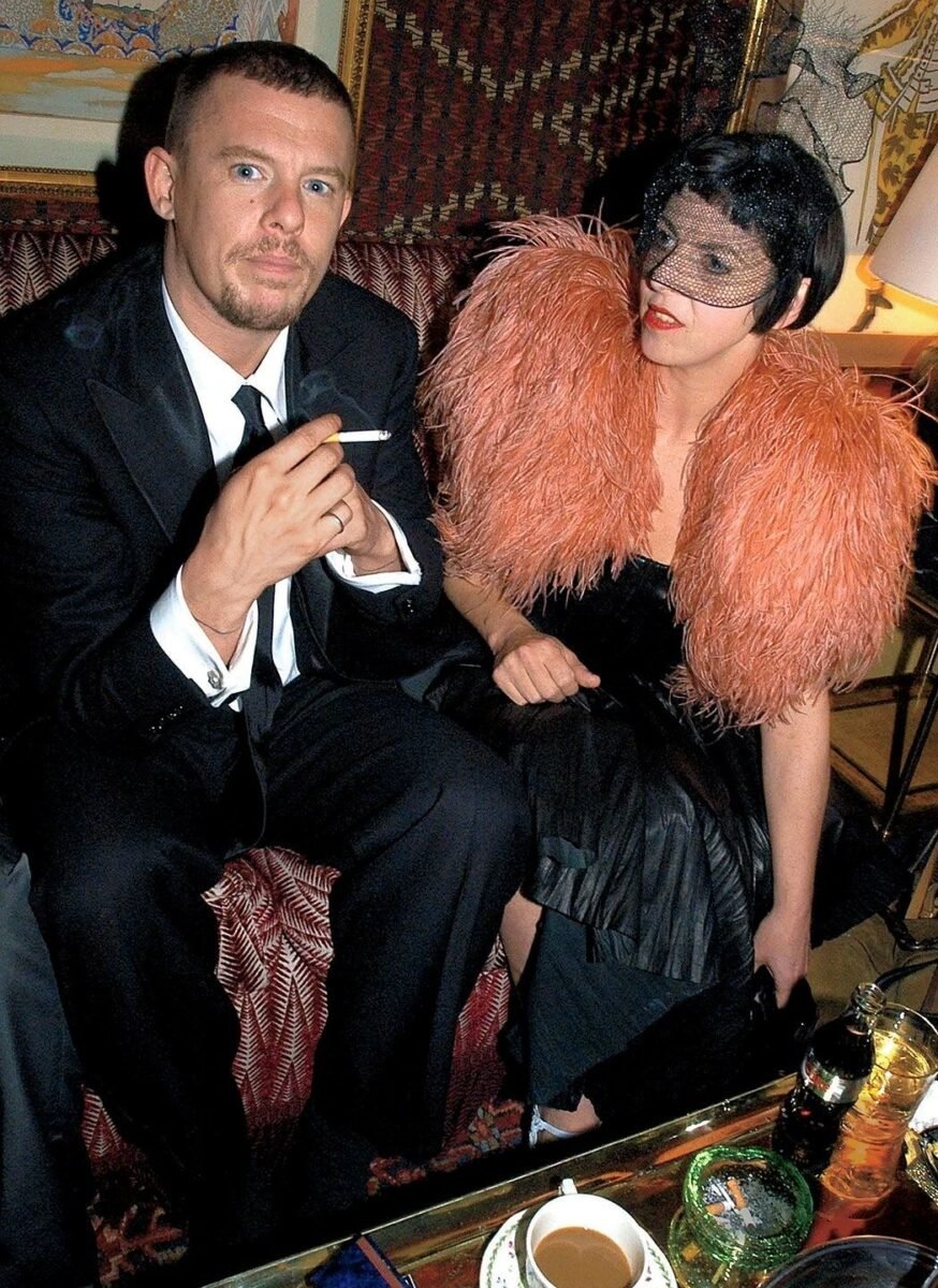 MCQUEEN IL MOMENTO DOPO | Atelier Carenzio Magazine McQueen