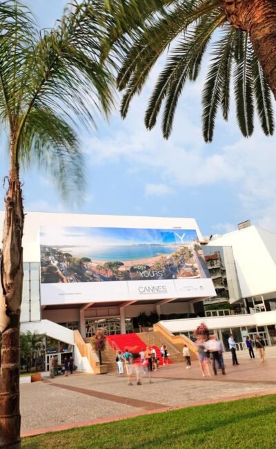 CANNES: LA MAGIA DEL CINEMA, DALLE ORIGINI ALLA PALMA D’ORO!!