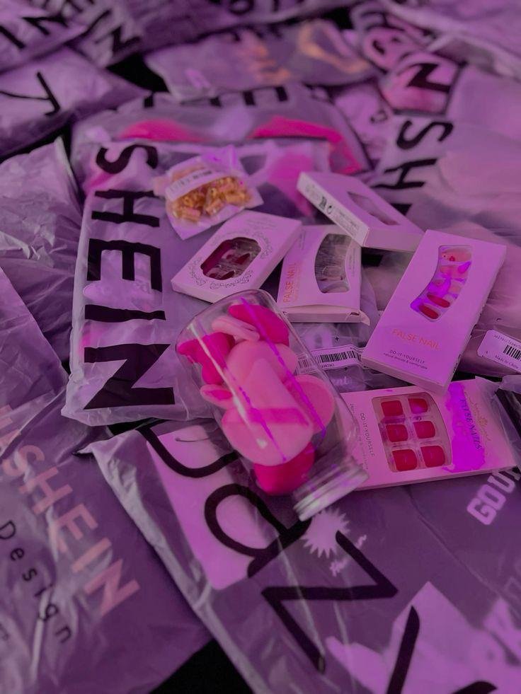 fast-fashion