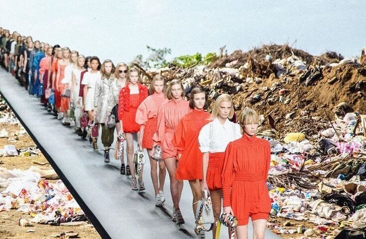 FAST-FASHION NEL MIRINO: LA FRANCIA VARA UNA LEGGE PIONIERISTICA ED E’ SOLO L’INIZIO!!