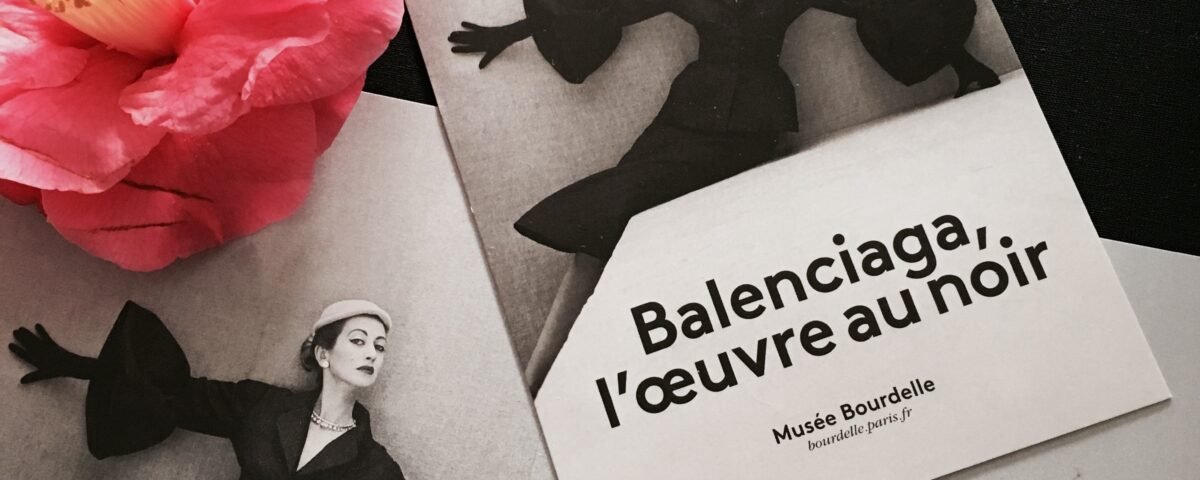 CRISTOBAL BALENCIAGA E L' "OEUVRE AU NOIR": IL NERO COME ARCHITETTURA DELLA LUCE. | Atelier Carenzio Magazine Balenciaga